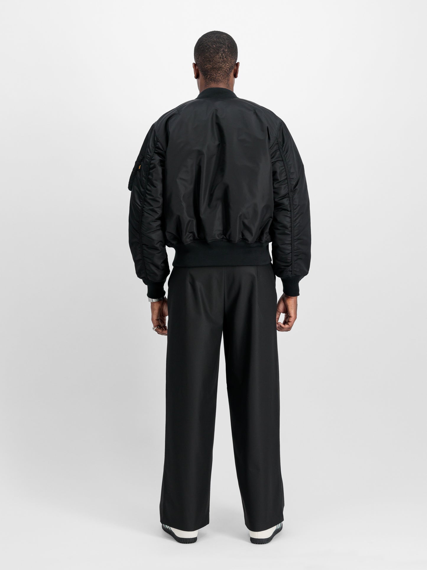 ALPHA INDUSTRIES - MA-1 Heritage Bomber Black