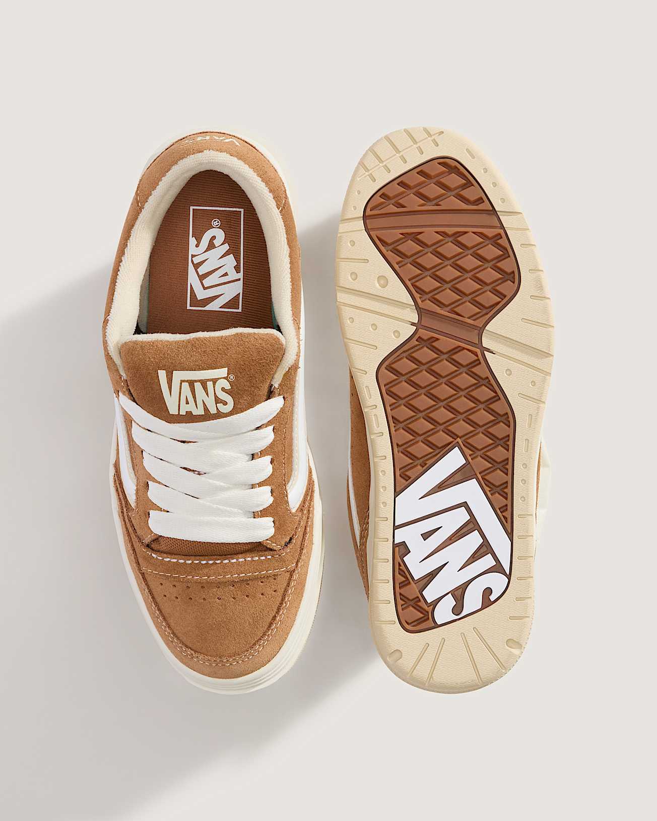 VANS - Hylane Brown