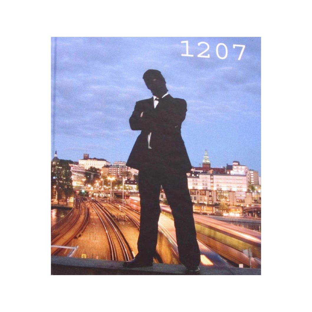 Dopo 20 anni di attività per la prima volta i writer della capitale svedese si fanno immortalare per questo nuovissimo libro. 1207