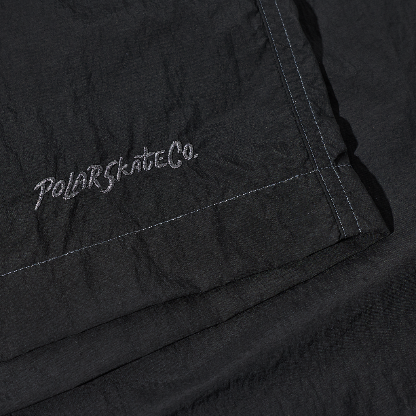 POLAR SKATE - Hike Shorts Black