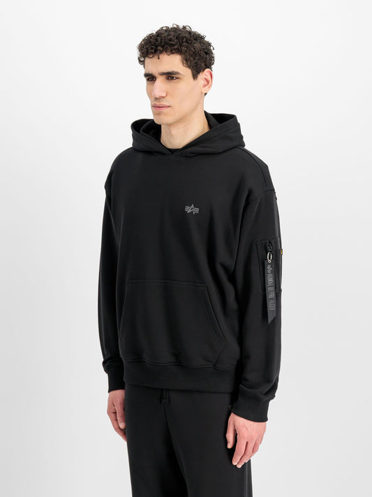 ALPHA INDUSTRIES - Dye To Match Mid Logo Hoodie Black