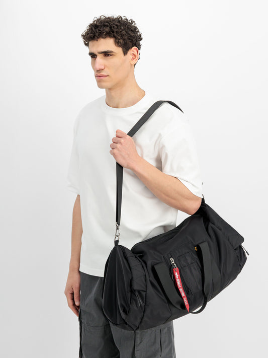 ALPHA INDUSTRIES - MA-1 Gym Bag Black