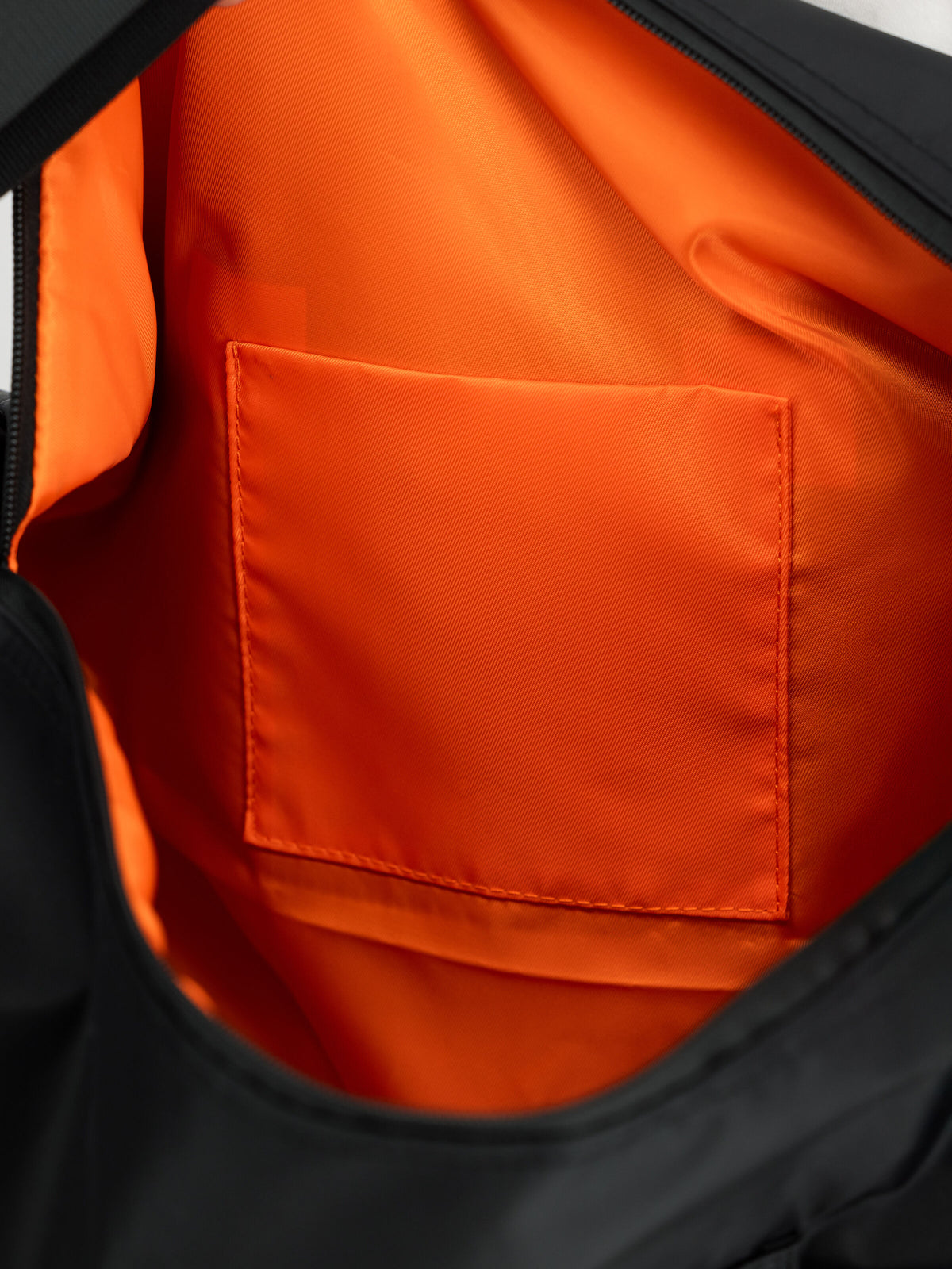 ALPHA INDUSTRIES - MA-1 Gym Bag Black