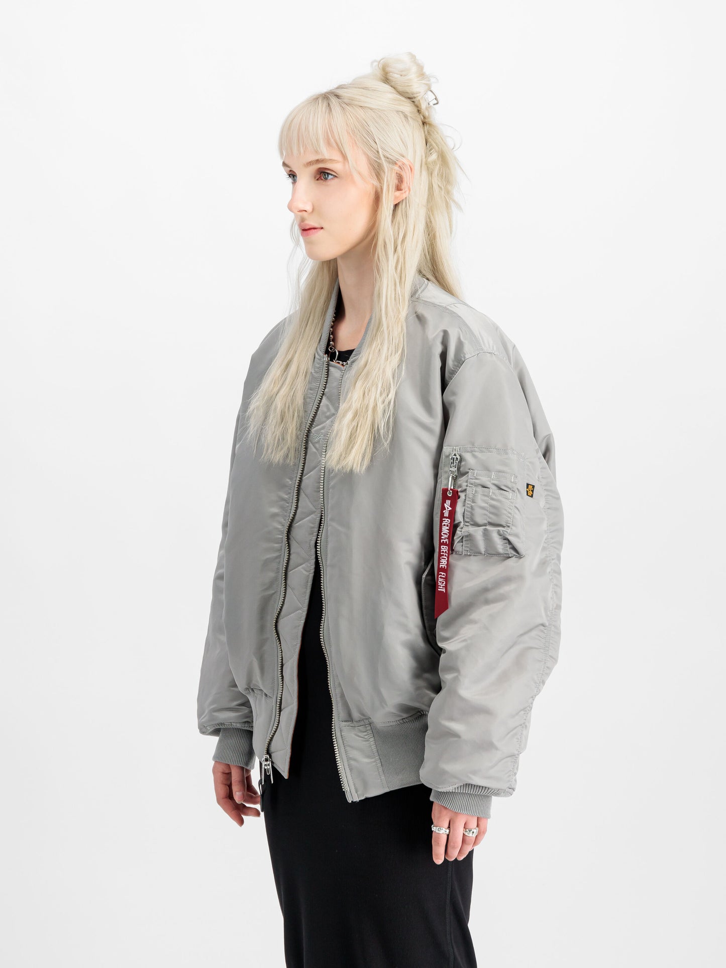 ALPHA INDUSTRIES - MA-1 Heritage Bomber Silver