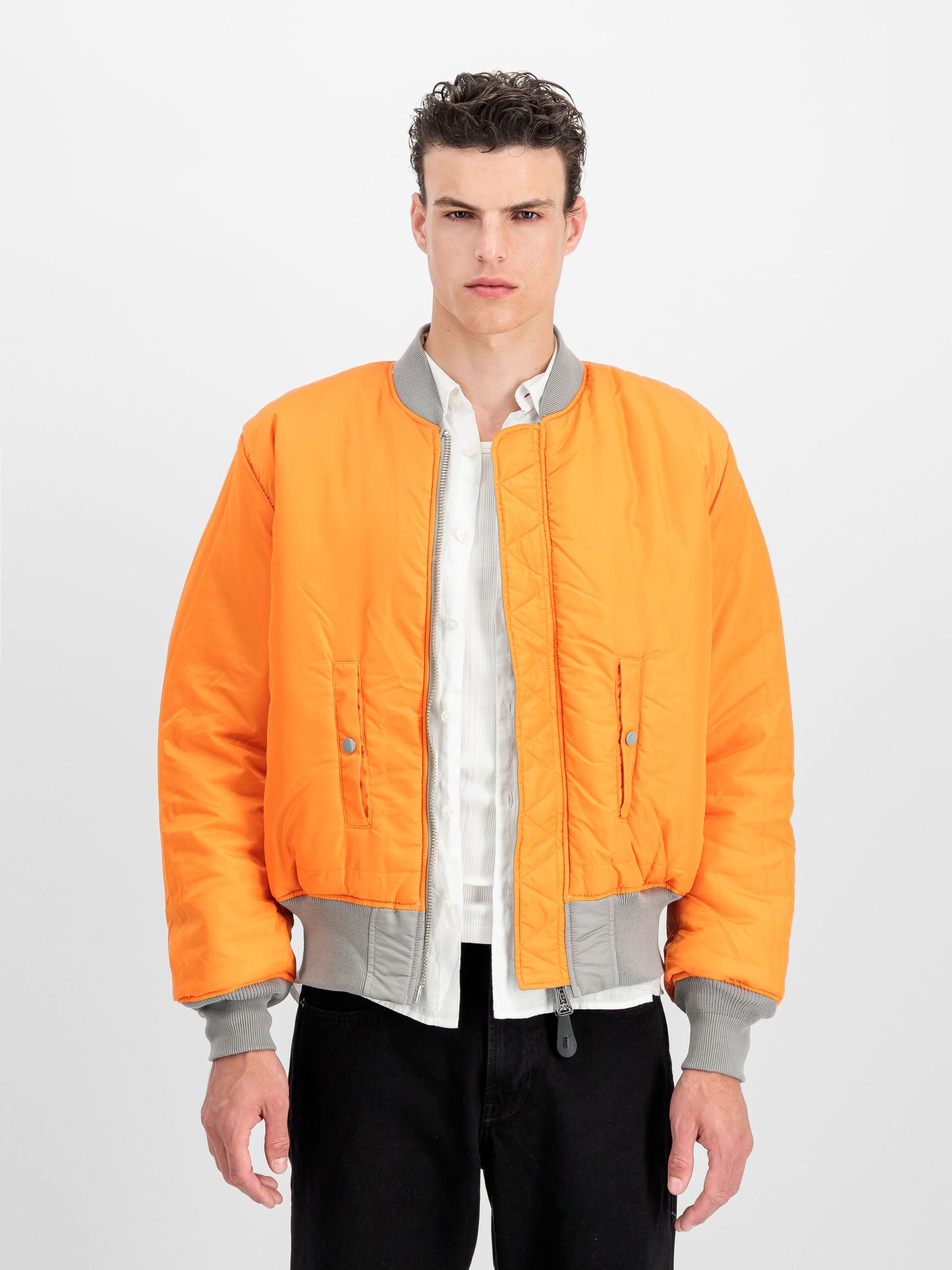 ALPHA INDUSTRIES - MA-1 Heritage Bomber Silver