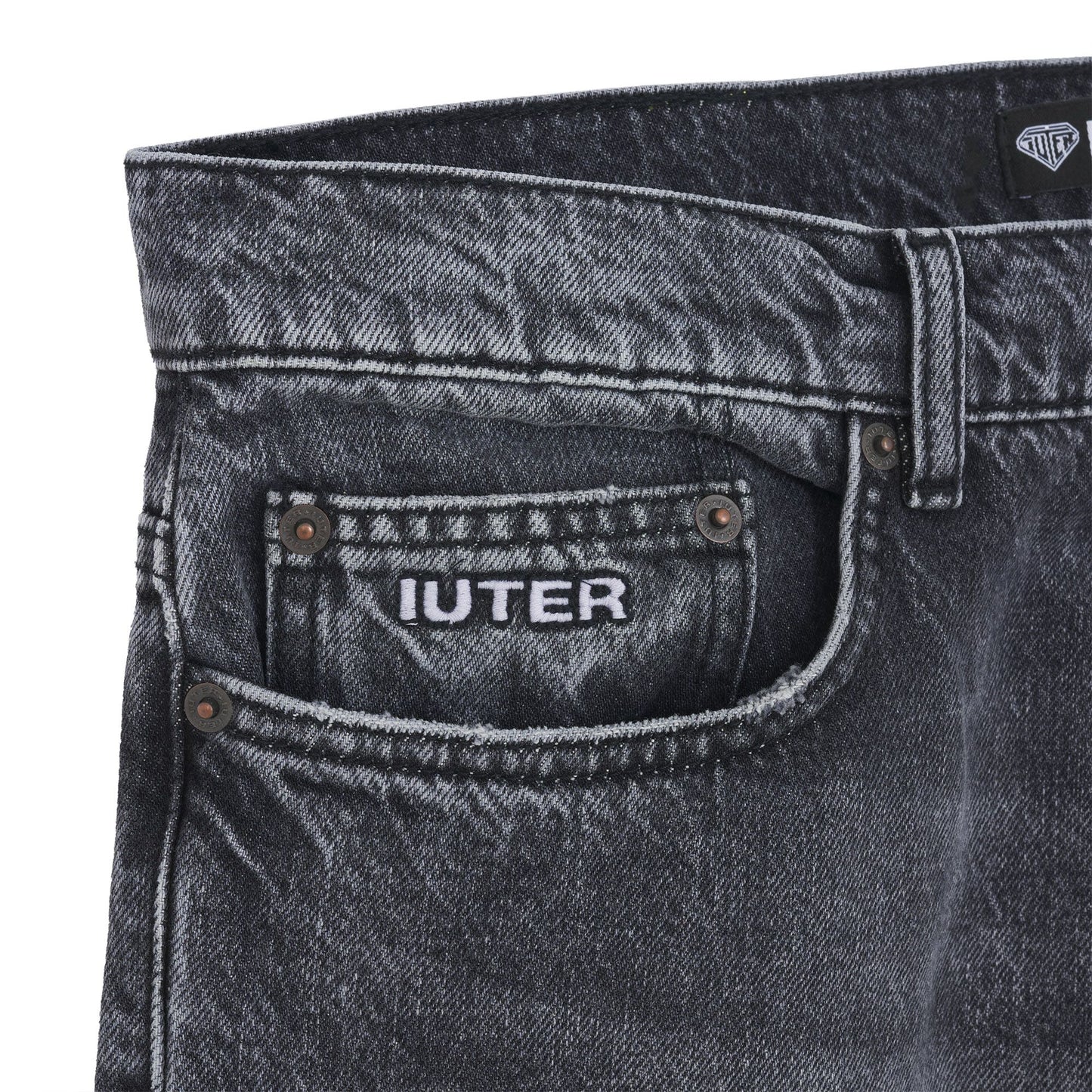IUTER - Regular Denim Black Treated
