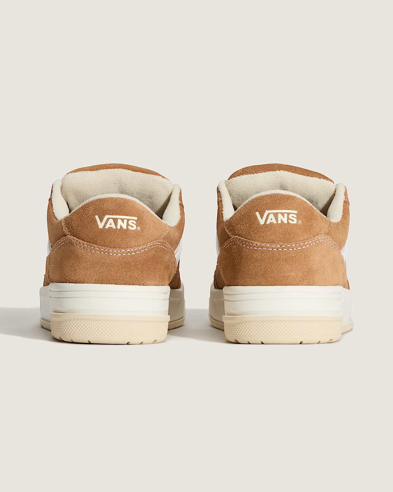 VANS - Hylane Brown