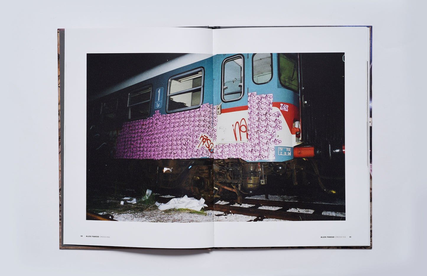 FAKSO CROSSING - Graff Books